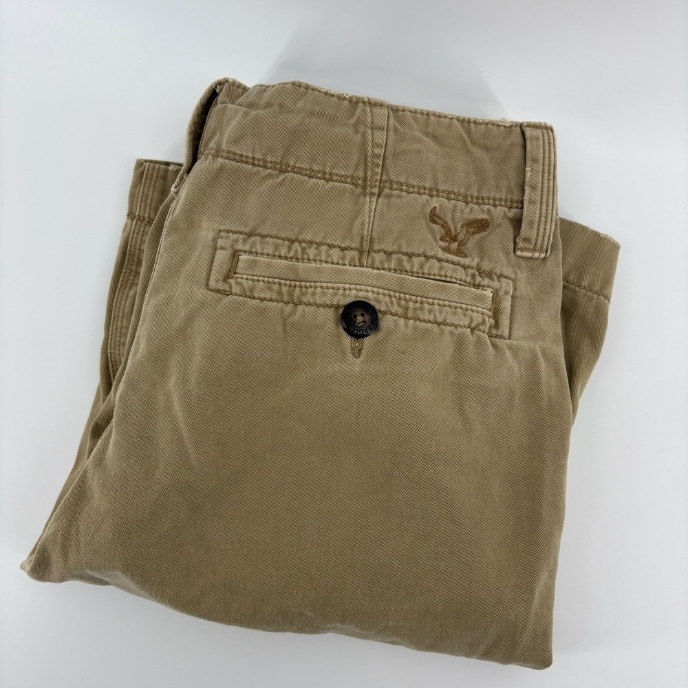 American Eagle Shorts Men's 30 Khaki Longer Length Chino Casual Y2K - Picture 1 of 9